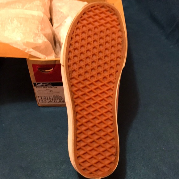 Vans Sneakers Authentic Style VN0A38EMUKO - Picture 11 of 13